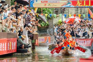 巴雷拉夺冠后悼念里瓦：非常感谢你，你永远是我们的神话